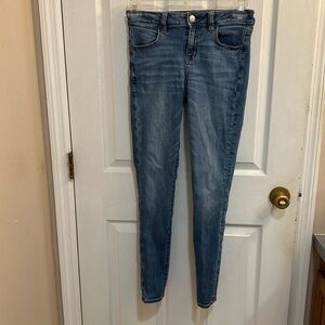 American Eagle size 4 long next level stretch jeans